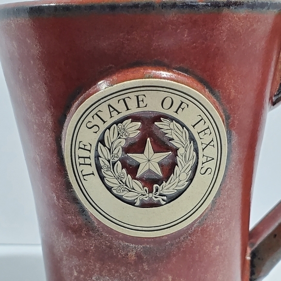 Sunset Hill Hand thrown Stoneware Texas Seal coffee mug Maroon - Picture 8 of 12